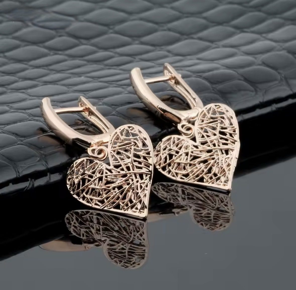 Жіночі сережки серце ажурне (золото 585п) англійський замок Heart Lace GONCHAR & CO. ювелірний сплав - Зображення 3