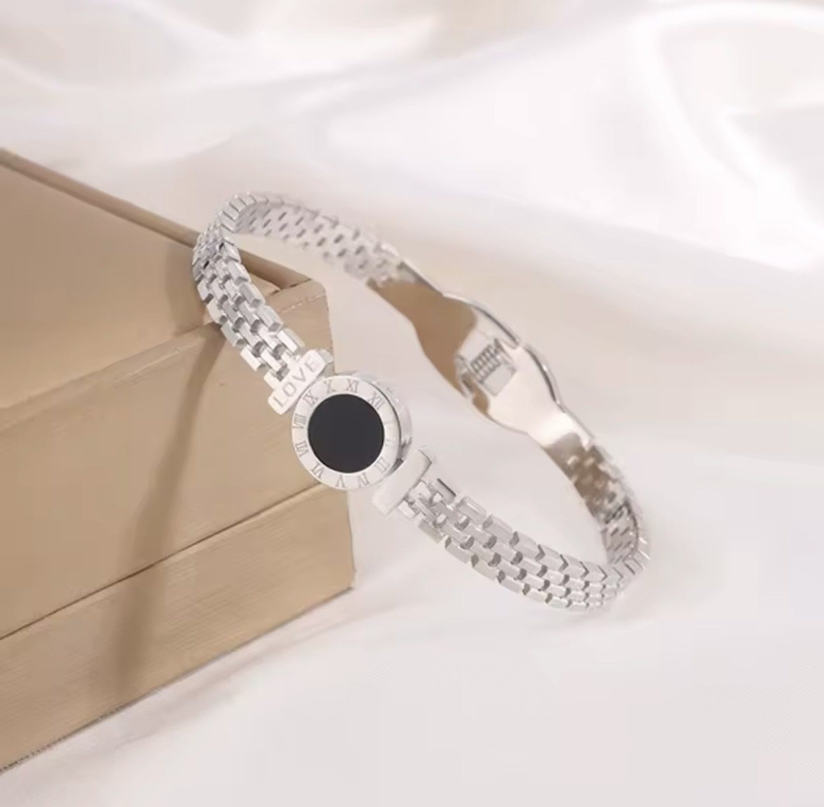 Жіночий браслет love чорна кераміка (срібло) 6 мм до 20 см Black Ceramic Circle GONCHAR & CO. ювелірний сплав