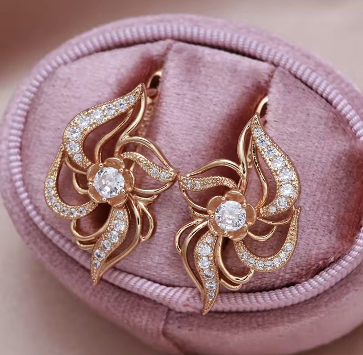 Жіночі сережки метелик з цирконами (золото 585п) англійський замок Butterfly Shine GONCHAR & CO. ювелірний сплав - Зображення 4