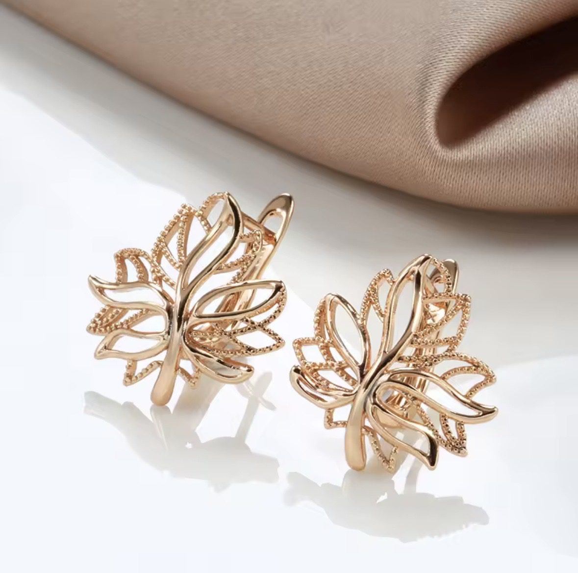 Жіночі сережки лист ажурні (золото 585п) англійський замок Golden Leaf Grace GONCHAR & CO. ювелірний сплав - Зображення 7