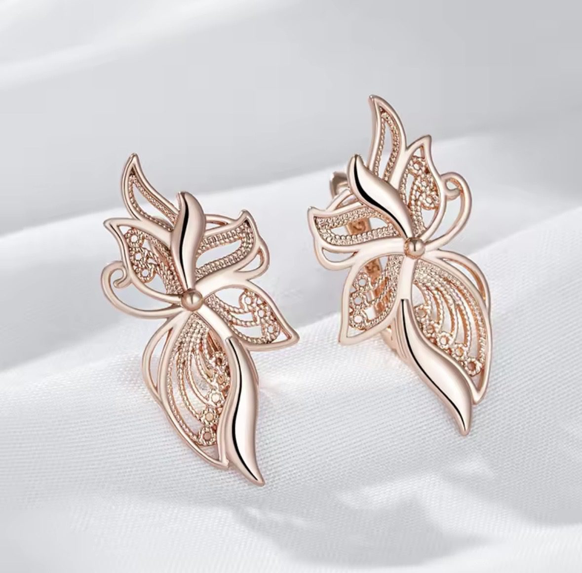 Жіночі сережки метелик ажурний (золото 585п) англійський замок Butterfly Lace GONCHAR & CO. ювелірний сплав - Зображення 5