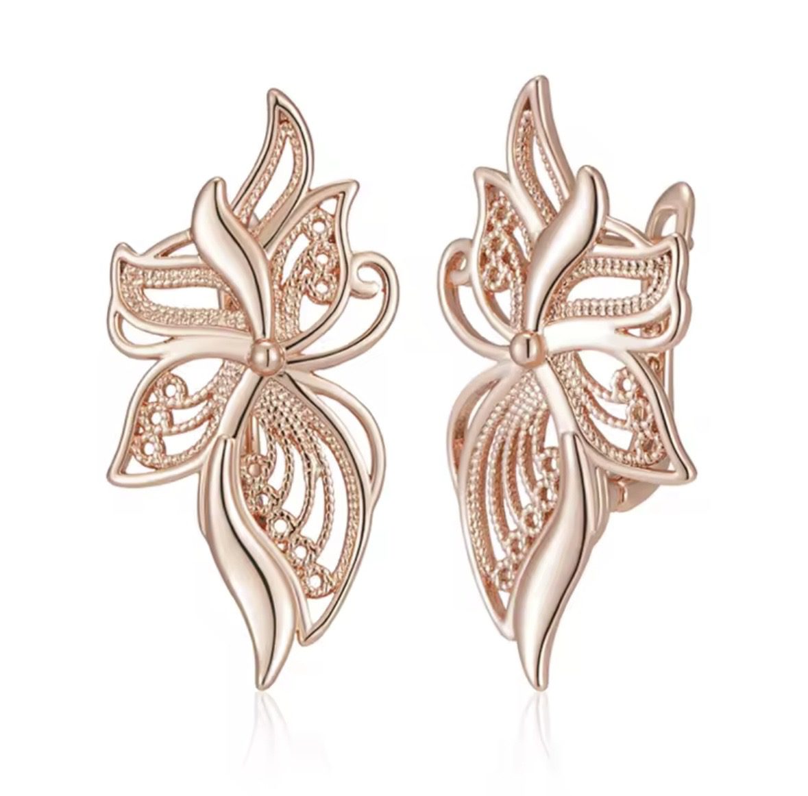Жіночі сережки метелик ажурний (золото 585п) англійський замок Butterfly Lace GONCHAR & CO. ювелірний сплав