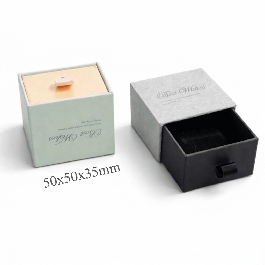 Подарункова коробка 5×5×3,5 см